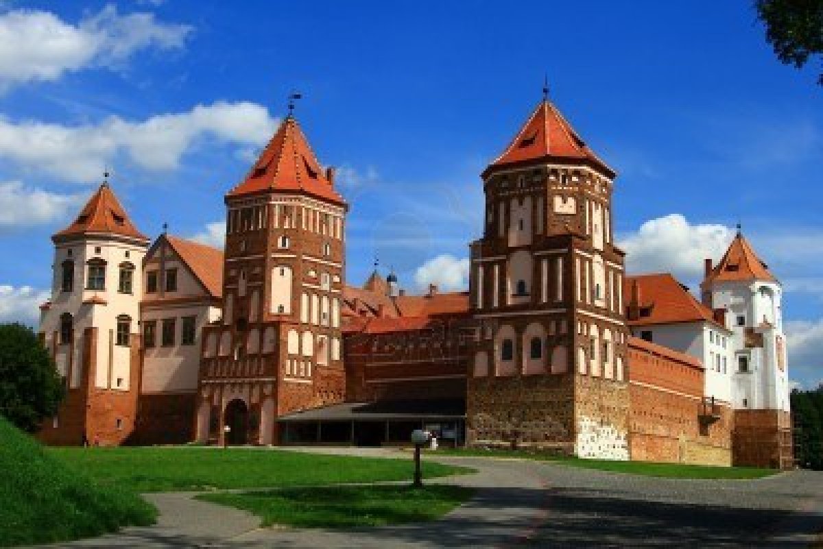 castle mira belarus