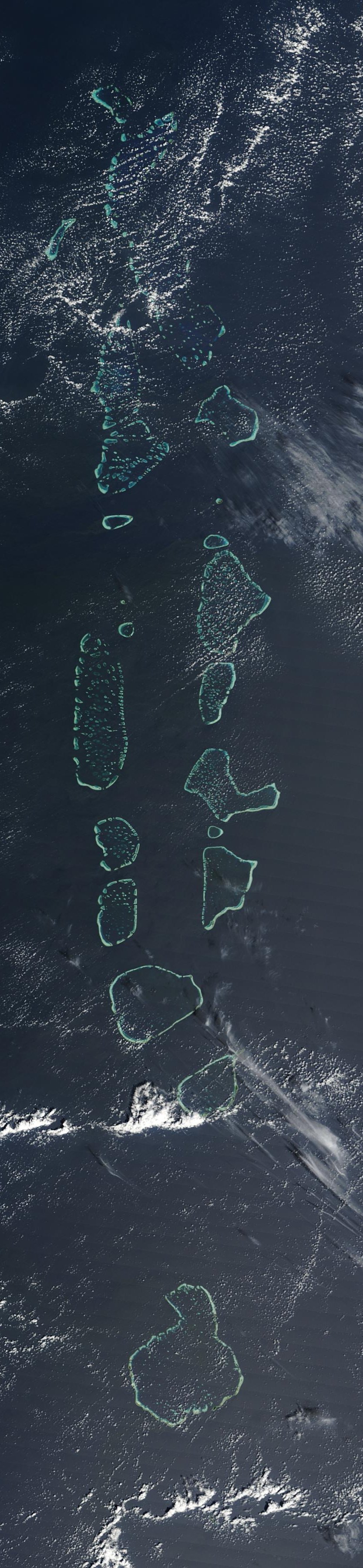 maldives satellite image